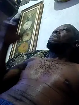 Negaomalinha1 online show from April 4, 2026, 3:27 am