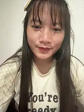 Suni-ii online show from March 10, 2026, 11:43 pm