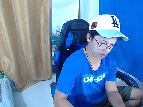 Snapshot of holly_oreo chatting on July 10, 2026, 3:14 pm holly oreo online show from July 10, 2026, 3:14 pm