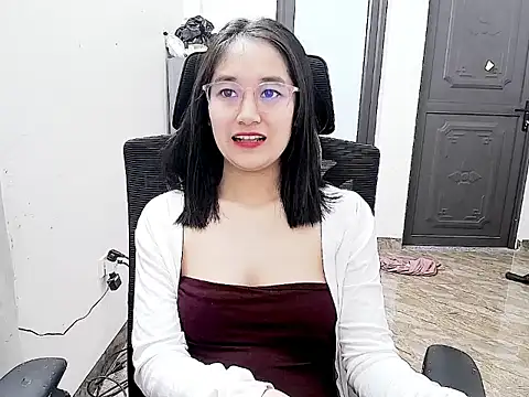 Shulee- online show from February 23, 2026, 3:26 am