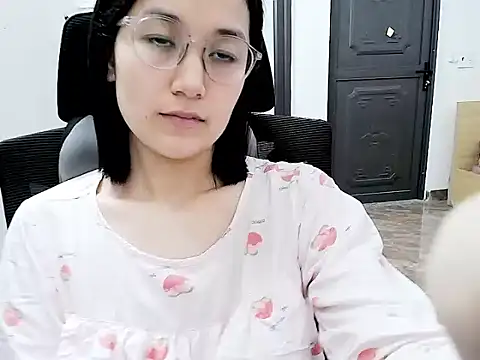 Shulee- online show from April 9, 2026, 7:47 am