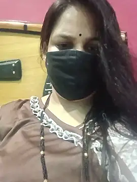 Snapshot of 01Roshani chatting on June 16, 2026, 9:56 am 01Roshani online show from June 16, 2026, 9:56 am