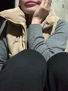 hinicky-0 online show from February 20, 2026, 2:28 pm