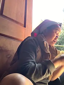 hinicky-0 online show from February 21, 2026, 5:08 am