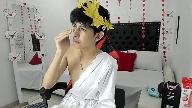 julian xx online show from February 25, 2026, 7:56 pm