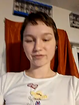 Snapshot of SugarNCinnamon chatting on May 15, 2026, 11:23 pm SugarNCinnamon online show from May 15, 2026, 11:23 pm