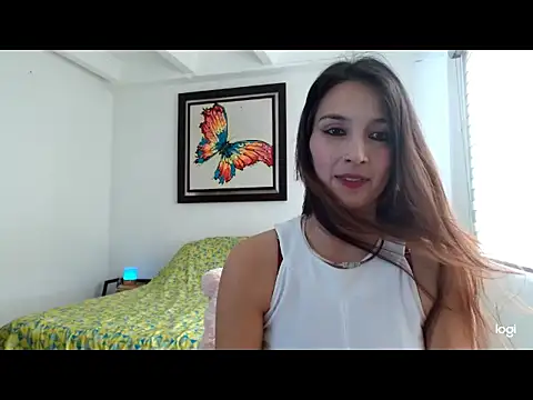 Almaglow  online show from March 5, 2026, 4:47 pm