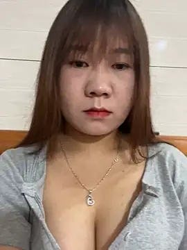 Snapshot of Liness101 chatting on January 17, 2026, 2:27 am Liness101 online show from January 17, 2026, 2:27 am