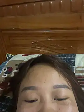 Snapshot of Liness101 chatting on February 2, 2026, 12:20 am Liness101 online show from February 2, 2026, 12:20 am