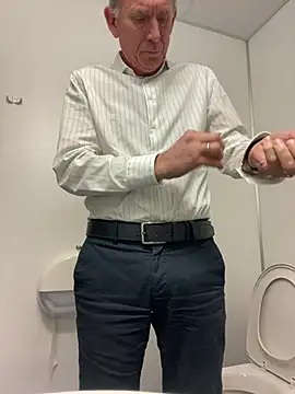 Snapshot of Pierre4tjyxx chatting on February 5, 2026, 4:33 pm Pierre4tjyxx online show from February 5, 2026, 4:33 pm