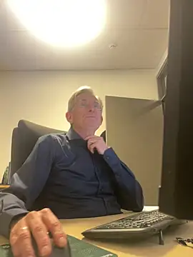 Snapshot of Pierre4tjyxx chatting on February 23, 2026, 4:26 pm Pierre4tjyxx online show from February 23, 2026, 4:26 pm