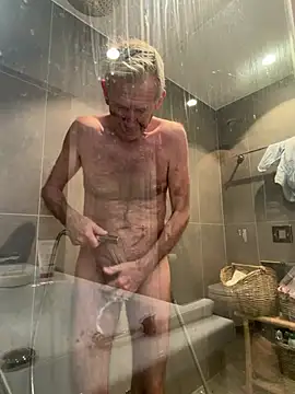 Pierre4tjyxx online show from April 16, 2026, 4:24 am