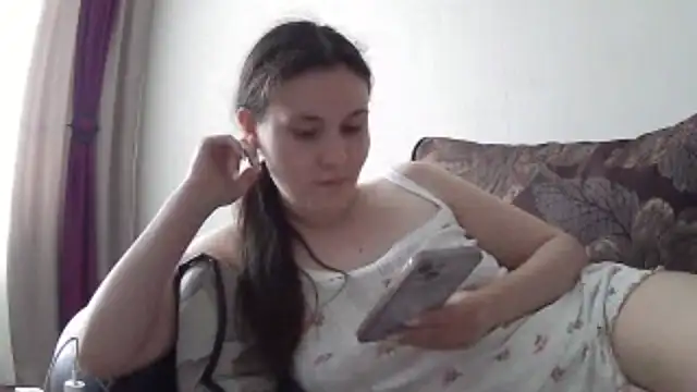Snapshot of LanaLive chatting on June 28, 2026, 11:27 am LanaLive online show from June 28, 2026, 11:27 am