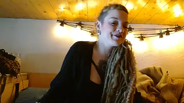 spiralhokkaido23 online show from March 30, 2026, 9:21 am