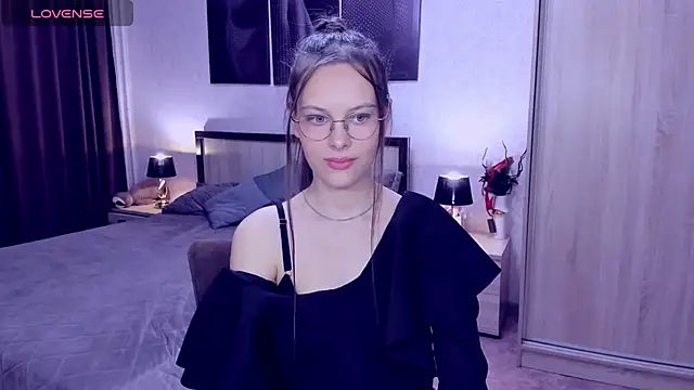 AyumiBlossom online show from March 27, 2026, 2:50 pm