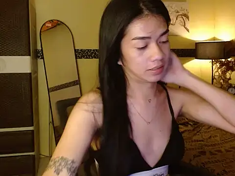 EnviousMaddie online show from April 25, 2026, 4:04 pm