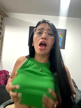 nataliia queen  online show from January 12, 2026, 11:21 pm