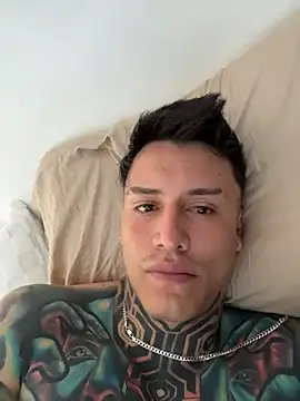 Chrissblack online show from February 15, 2026, 12:03 pm