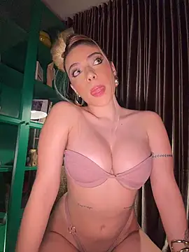 Ginevrafedez online show from March 12, 2026, 1:56 am