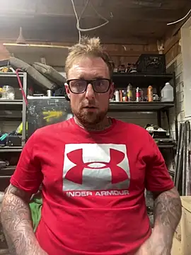 Snapshot of WIDBIGWHITECOCK chatting on April 18, 2026, 3:32 am WIDBIGWHITECOCK online show from April 18, 2026, 3:32 am