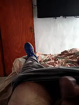 Pitypin7 online show from April 15, 2026, 1:51 pm