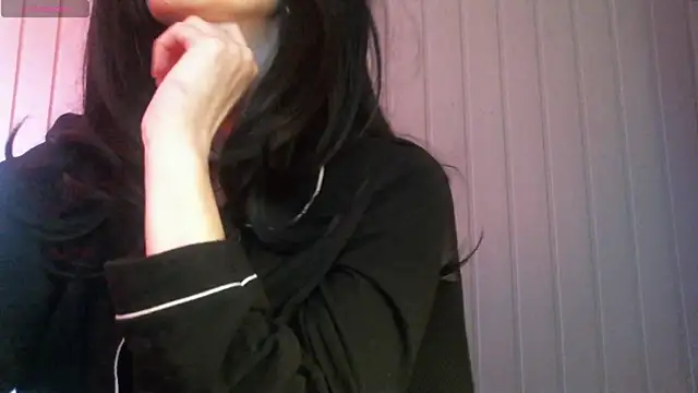 Snapshot of U_Klary chatting on March 22, 2026, 11:19 pm U Klary online show from March 22, 2026, 11:19 pm