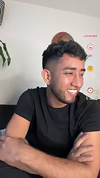 Snapshot of liam_bronw chatting on February 12, 2026, 9:43 pm liam bronw online show from February 12, 2026, 9:43 pm