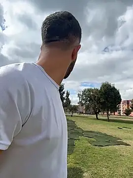 Snapshot of liam_bronw chatting on February 16, 2026, 2:02 pm liam bronw online show from February 16, 2026, 2:02 pm