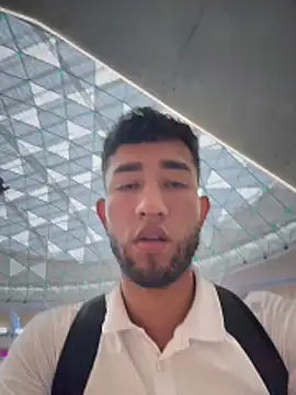 Snapshot of liam_bronw chatting on February 25, 2026, 7:34 pm liam bronw online show from February 25, 2026, 7:34 pm