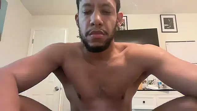 Snapshot of mannib_39 chatting on January 7, 2026, 8:33 pm mannib 39 online show from January 7, 2026, 8:33 pm