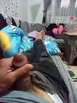 ebrahem45665 online show from April 19, 2026, 9:19 am