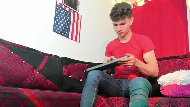 Snapshot of camilo_model chatting on January 6, 2026, 3:05 pm camilo model online show from January 6, 2026, 3:05 pm