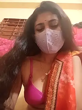 Snapshot of queenneha69 chatting on May 4, 2026, 4:36 pm queenneha69 online show from May 4, 2026, 4:36 pm