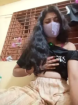 Snapshot of queenneha69 chatting on June 10, 2026, 5:34 pm queenneha69 online show from June 10, 2026, 5:34 pm
