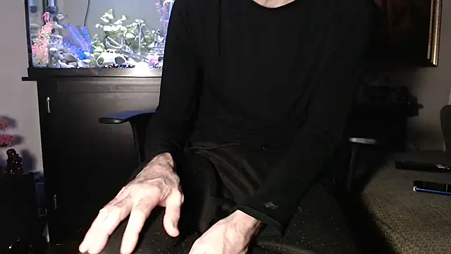 Snapshot of EspanolVato chatting on January 8, 2026, 12:57 am EspanolVato online show from January 8, 2026, 12:57 am