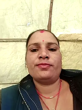 Hot hiuj online show from January 8, 2026, 9:11 am