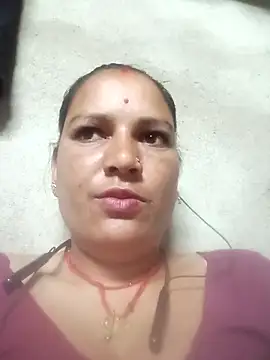 Hot hiuj online show from April 15, 2026, 11:27 pm