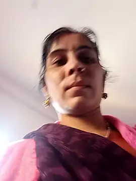 Hot ree85 online show from January 13, 2026, 8:08 am