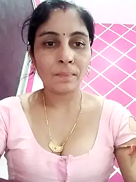 Hot ree85 online show from May 9, 2026, 4:50 am