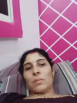 Hot ree85 online show from May 29, 2026, 4:10 am