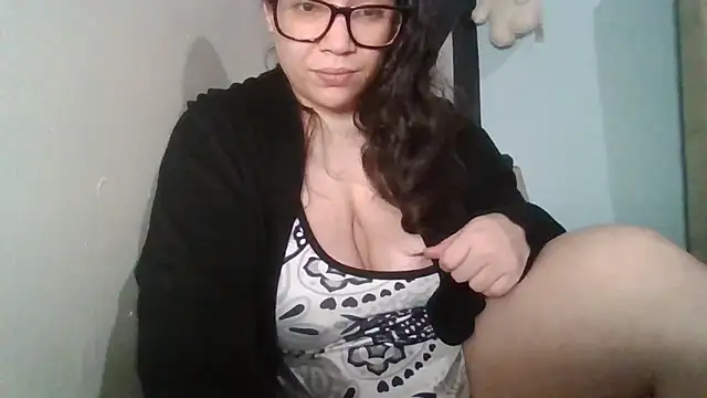Snapshot of bellakay19 chatting on March 12, 2026, 7:42 pm bellakay19 online show from March 12, 2026, 7:42 pm