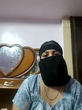 Snapshot of Tamilfathi chatting on January 12, 2026, 11:37 am Tamilfathi online show from January 12, 2026, 11:37 am