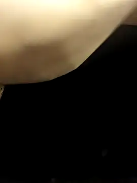 Xiaoyue001 online show from February 3, 2026, 12:21 pm