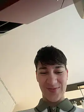 Snapshot of ravenryx chatting on February 27, 2026, 3:45 pm ravenryx online show from February 27, 2026, 3:45 pm