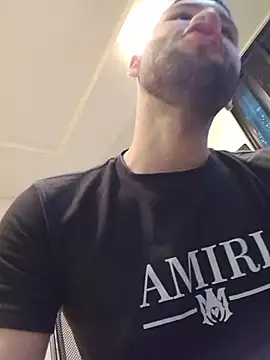 Snapshot of AndyKnoxx chatting on February 10, 2026, 7:18 pm AndyKnoxx online show from February 10, 2026, 7:18 pm