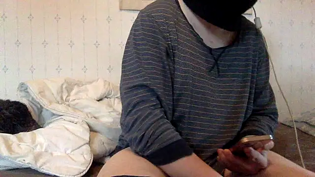 Snapshot of Herr_Snusk chatting on April 4, 2026, 6:55 am Herr Snusk online show from April 4, 2026, 6:55 am