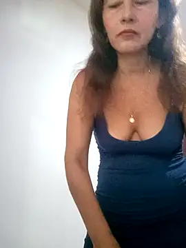 Salome 69 online show from April 7, 2026, 1:22 pm