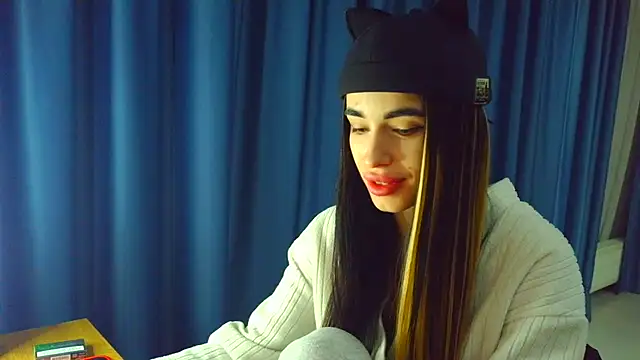 Vlada Elfie online show from March 12, 2026, 5:52 pm