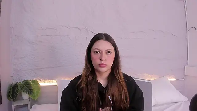 lanna 18  online show from March 12, 2026, 11:49 am