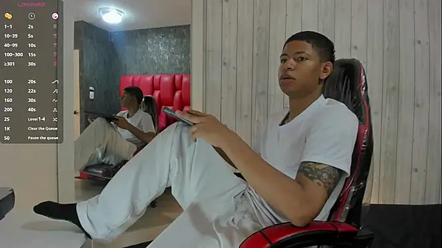  erick j online show from April 12, 2026, 8:03 pm